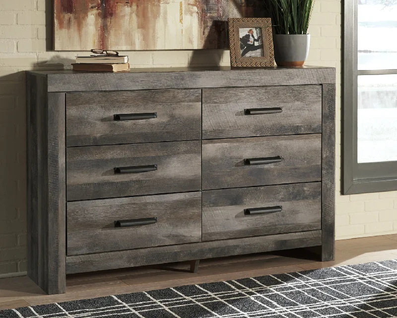Wynnlow Six Drawer Dresser Tunics Leisure comfortable