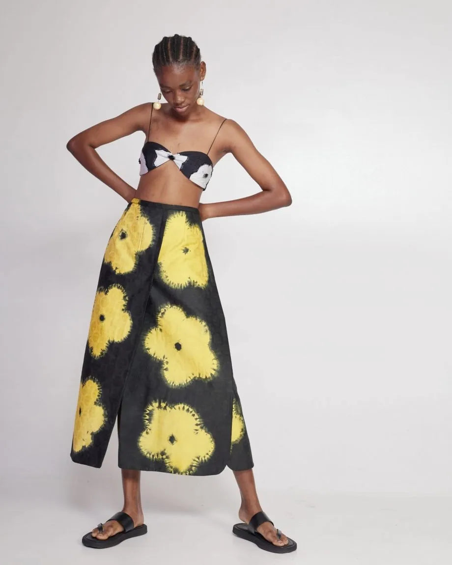 Abiola Olusola Black and yellow hand-dyed floral print Fure Skirt lace skirt romantic Abiola Olusola Black and yellow hand-dyed floral print Fure Skirt lace skirt romantic