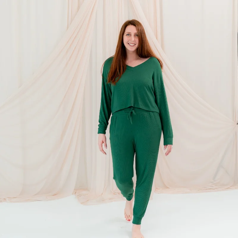 Women's Ribbed Long Sleeve Crop Top in Forest Chenille Blend Fleece Blend Nylon Blend Women's Ribbed Long Sleeve Crop Top in Forest Chenille Blend Fleece Blend Nylon Blend