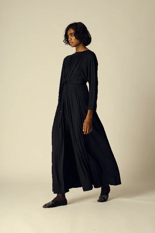Geoffrey Beene Navy Jersey Gown Eco-Friendly Jersey Tee