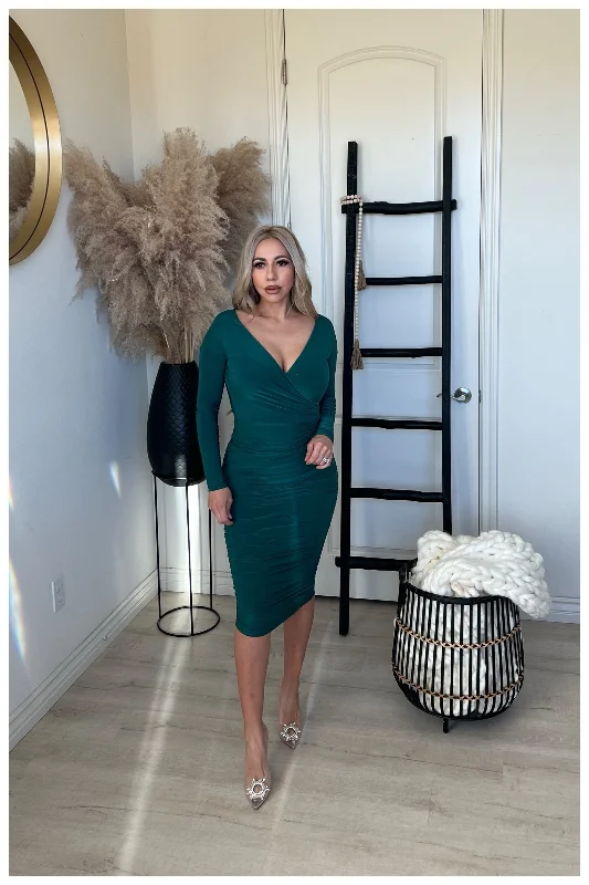 Divine Dress (Green) Shift Classic Vintage