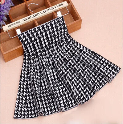 Houndstooth white