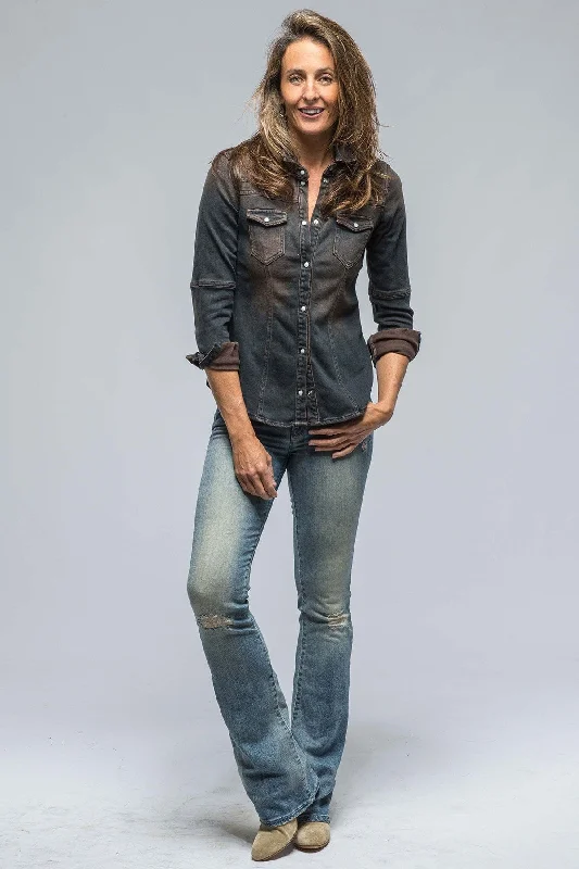 Maddi Fitted Western Snap Shirt In Brown Over Dye Spandex Blend Rayon Blend Denim Blend Maddi Fitted Western Snap Shirt In Brown Over Dye Spandex Blend Rayon Blend Denim Blend