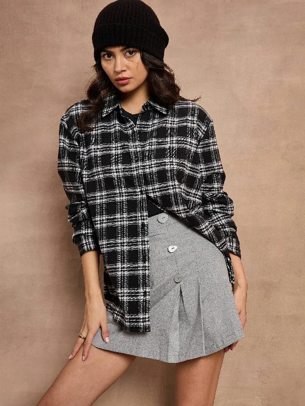 Women Black Check Oversized Shirt Collared Crew Neck Turtle Neck