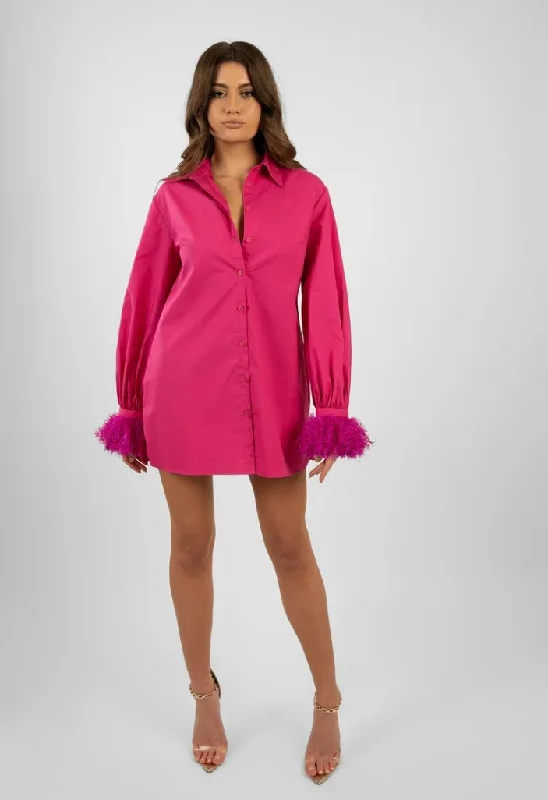 Silka Shirt In Fuchsia with Faux Fur Cuffs Basic T-Shirt Crew Neck Short Sleeve